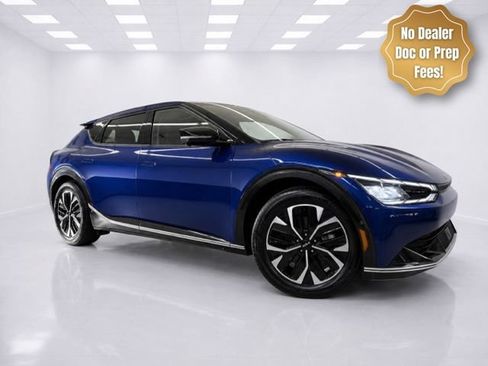 Used 2024 Kia EV6 Wind w/ Wind Technology Package AWD/4WD image 1