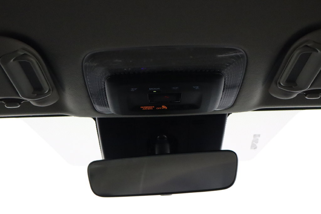 Used 2025 Toyota Prius LE FWD image 23