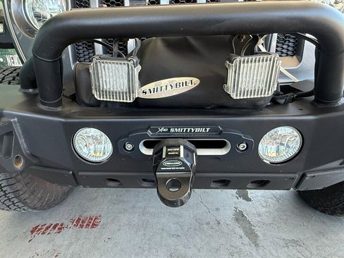 Used 2018 Jeep Wrangler Unlimited Sport S image 19