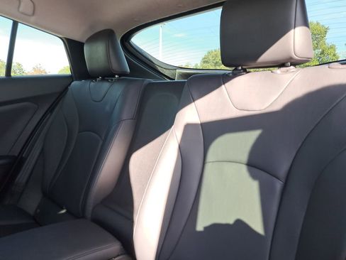 Certified 2018 Toyota Prius Prime Advanced image 8