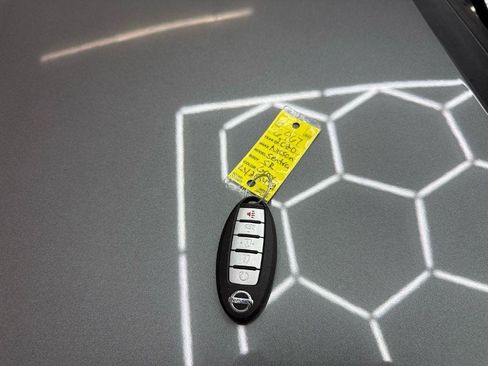 Used 2020 Nissan Sentra SR w/ Trunk Package FWD image 38