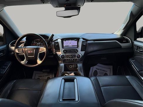Used 2018 GMC Yukon XL SLT image 35