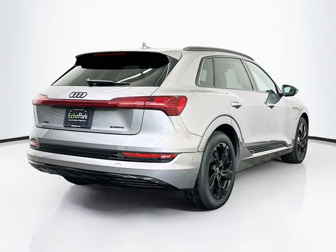 Used 2023 Audi e-tron Premium w/ Convenience Plus Package AWD/4WD image 9