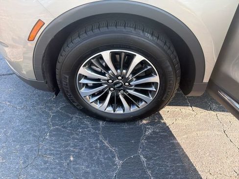 Used 2023 Lincoln Nautilus AWD image 27