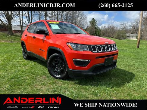 Used 2018 Jeep Compass Sport image 1