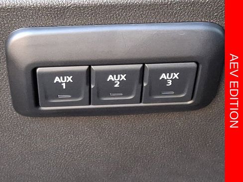 Used 2024 GMC Canyon AT4X w/ AT4X AEV Edition AWD/4WD image 30