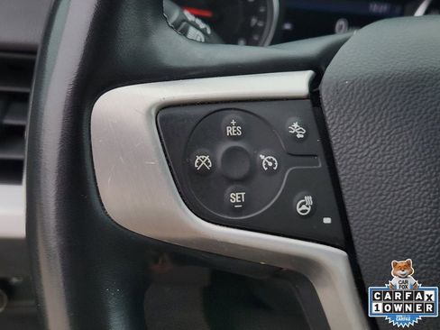 Used 2023 GMC Terrain SLT image 33