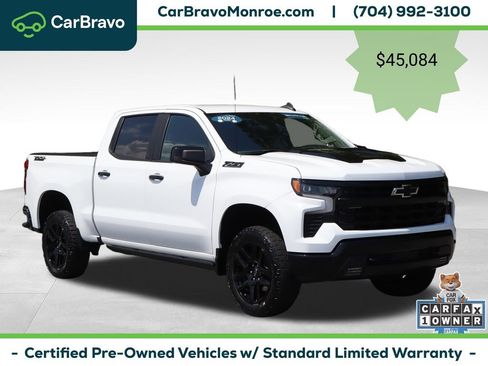 Certified 2024 Chevrolet Silverado 1500 LT Trail Boss w/ Dark Appearance Package AWD/4WD image 9