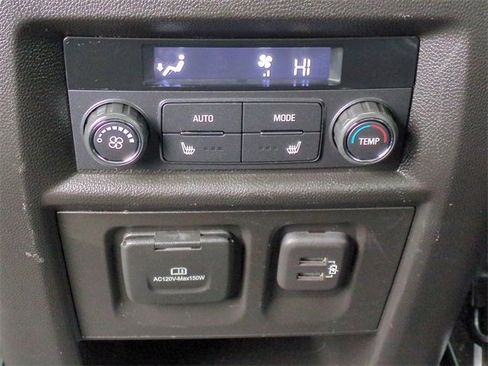 Certified 2022 Chevrolet Traverse Premier image 23