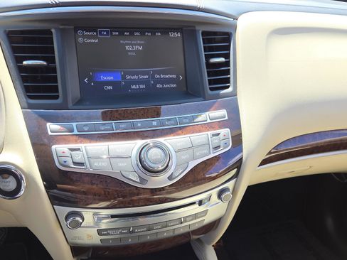 Used 2018 INFINITI QX60 Luxe w/ Deluxe Technology Package image 33