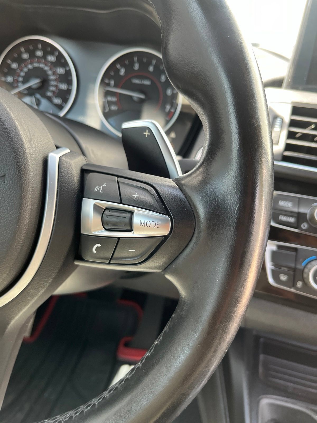 Used 2016 BMW M235i Coupe RWD image 17
