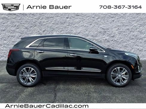 New 2025 Cadillac XT5 Premium Luxury image 4