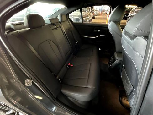 Used 2019 BMW 330i Sedan w/ Convenience Package image 20