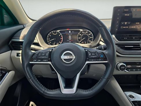 Used 2023 Nissan Altima 2.5 SL AWD/4WD image 13