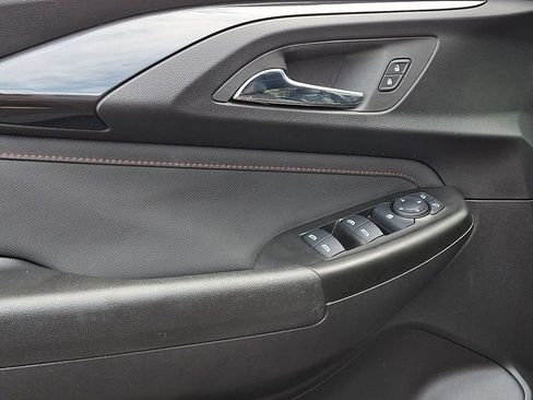 Used 2023 Chevrolet TrailBlazer RS image 12