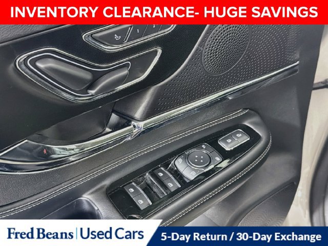Used 2023 Lincoln Corsair AWD image 25