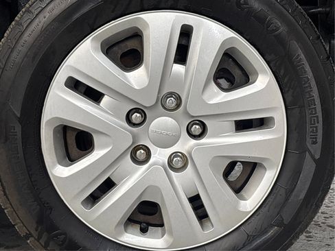 Used 2018 Dodge Grand Caravan SE image 30