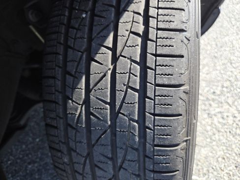 Used 2023 Toyota RAV4 XLE w/ Convenience Package image 12