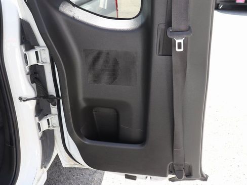 Used 2020 Nissan Frontier SV image 19