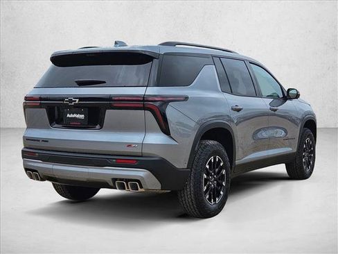 New 2026 Chevrolet Traverse Z71 w/ Enhanced Driving Package AWD/4WD image 2