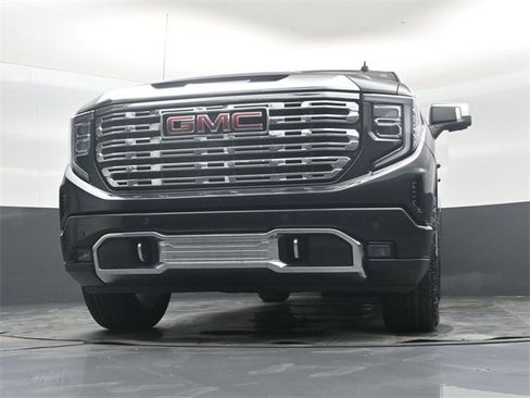 Used 2023 GMC Sierra 1500 Denali w/ Technology Package image 43