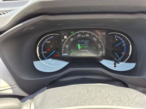 Used 2025 Toyota RAV4 XLE w/ Convenience Package AWD/4WD image 11