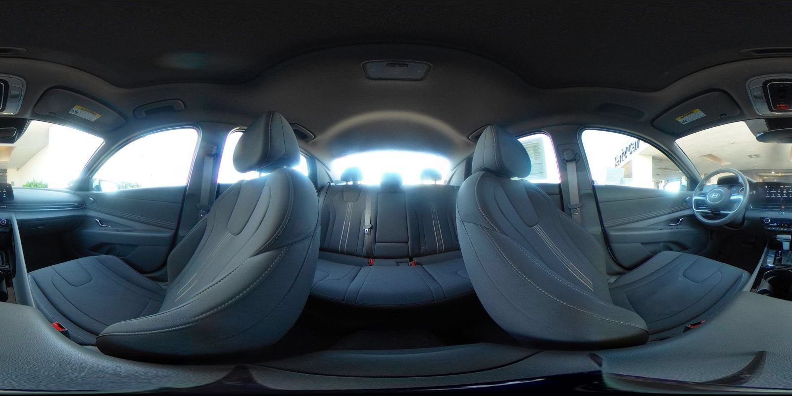 Used 2025 Hyundai Elantra SEL FWD image 43
