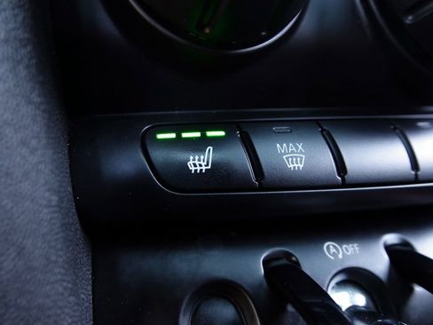 Used 2017 MINI Cooper S image 9