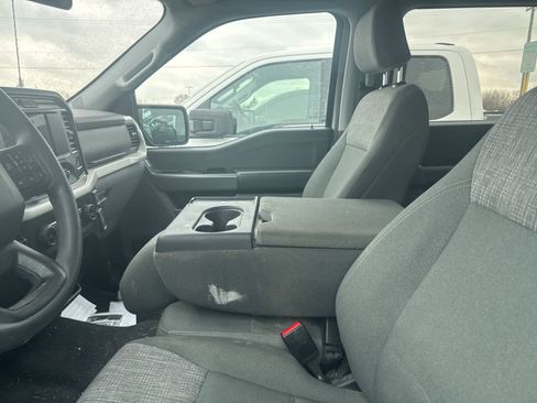 Used 2023 Ford F150 XLT w/ XTR Package image 28