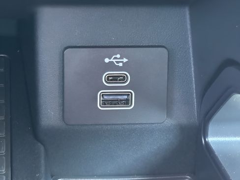Used 2025 Ford Ranger XLT AWD/4WD image 15