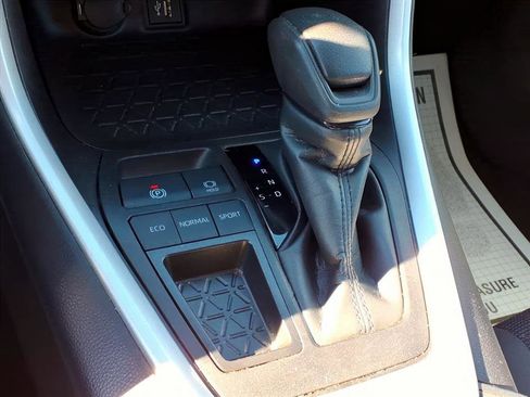 Certified 2024 Toyota RAV4 LE image 18