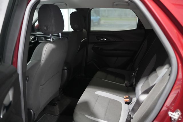Used 2023 Chevrolet TrailBlazer LT w/ Convenience Package AWD/4WD image 15