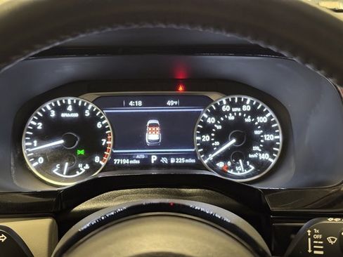 Used 2022 Nissan Pathfinder SL image 25