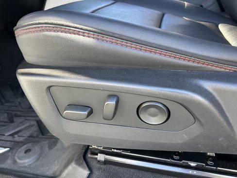 Used 2024 GMC Canyon AT4X image 51