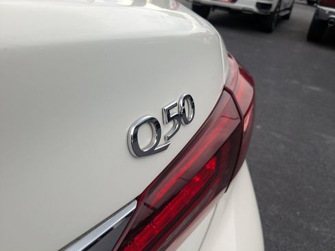 Used 2021 INFINITI Q50 Luxe w/ Cargo Package RWD image 30