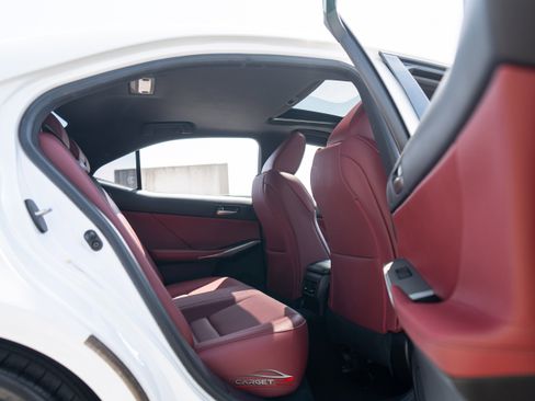 Used 2018 Lexus IS 300 F Sport w/ F Sport Package RWD image 19