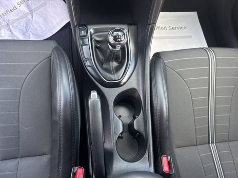 Used 2022 Hyundai Veloster N image 16