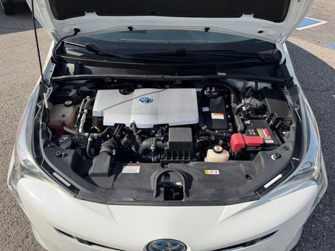 Used 2018 Toyota Prius Two w/ Prius Two Safety Plus Package image 48