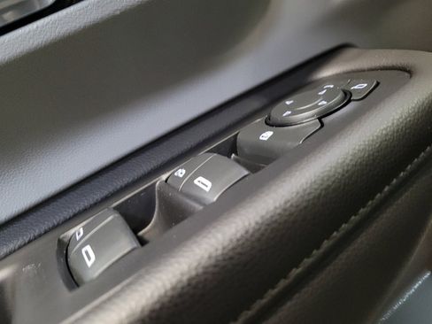 Used 2023 GMC Terrain SLE w/ Driver Convenience Package FWD image 27