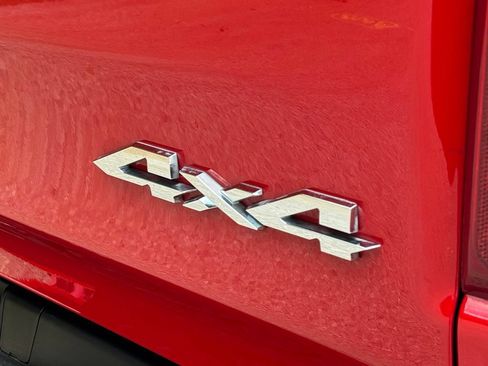 Used 2021 RAM 1500 Big Horn AWD/4WD image 7