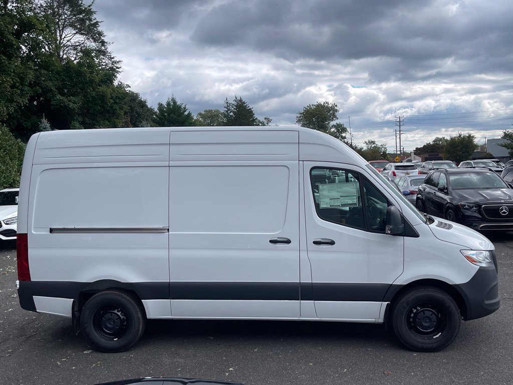 New 2025 Mercedes-Benz Sprinter 2500 image 3