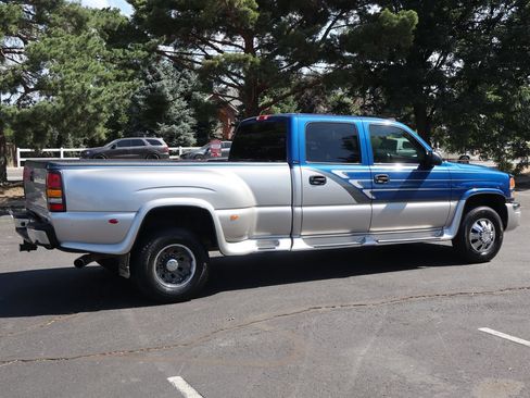 Used 2003 GMC Sierra 3500 SLE AWD/4WD image 4