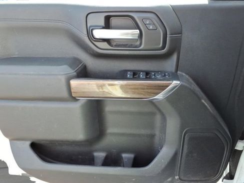 Used 2020 Chevrolet Silverado 2500 LT w/ All Star Edition image 17