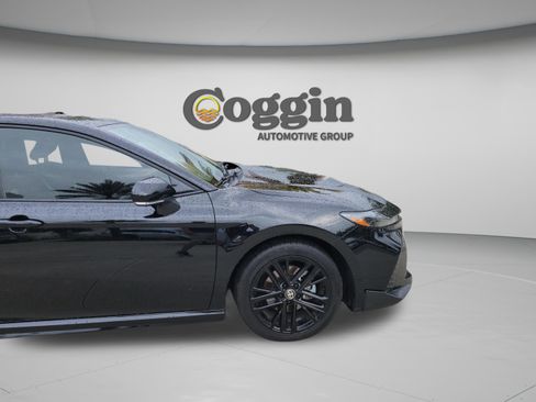 Certified 2026 Toyota Camry SE FWD image 31