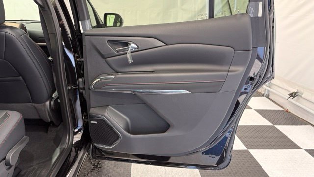 New 2026 Chevrolet Traverse Z71 w/ Enhanced Driving Package AWD/4WD image 37