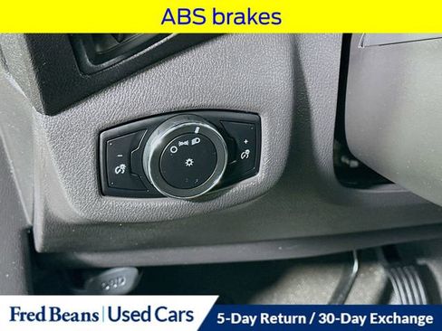 Used 2015 Ford Transit Connect XL image 13