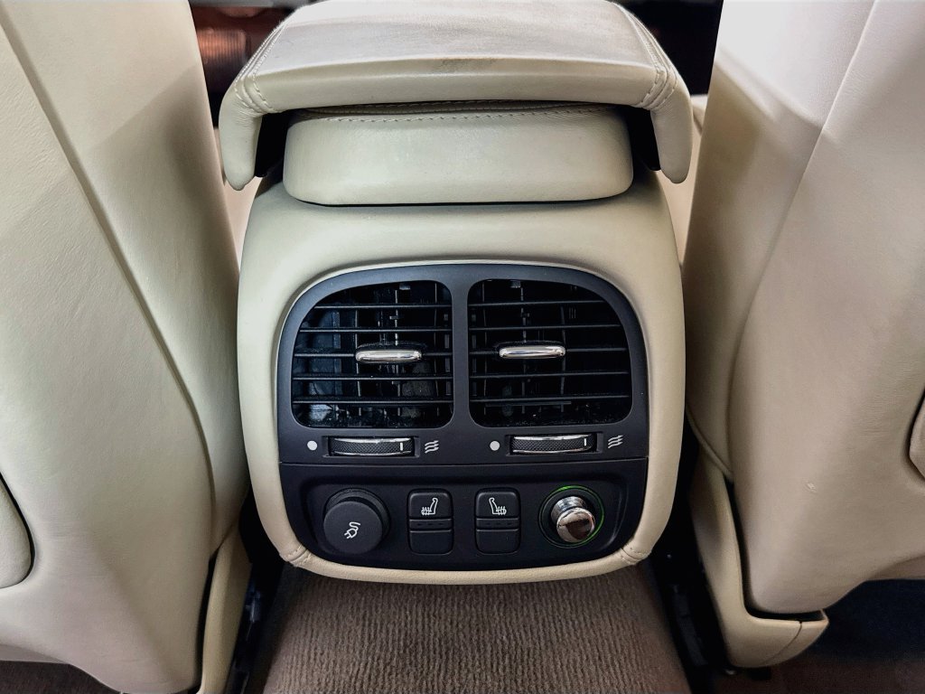 Used 2005 Jaguar XJ8 RWD image 26
