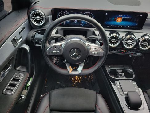 Certified 2021 Mercedes-Benz CLA 250 image 12