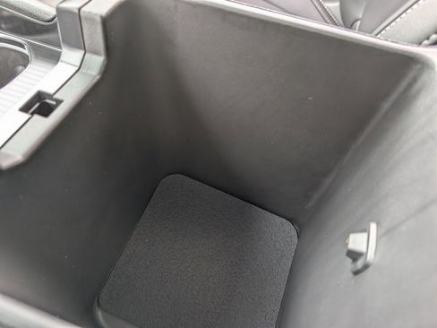 New 2025 Jeep Grand Cherokee Limited w/ Black Appearance Package image 31