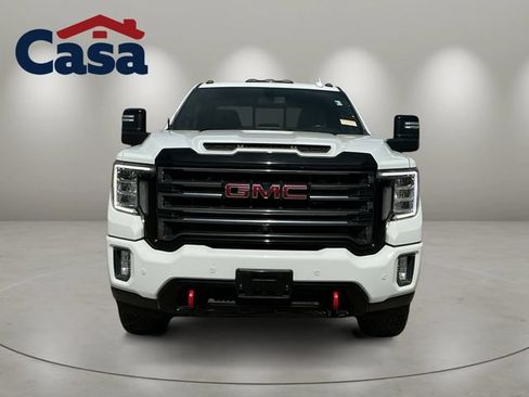 Used 2022 GMC Sierra 2500 AT4 w/ AT4 Preferred Package AWD/4WD image 2